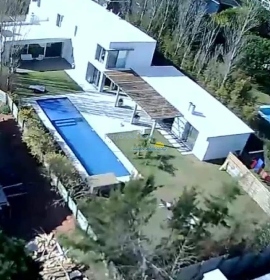 VENTA CASA 4 DORMITORIOS EN BARRIO PRIVADO LA RESIDENCE PUNTA DEL ESTE  - Inmobiliaria Playa del Este