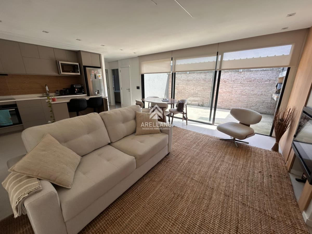 Casa ID.6458 - Venta Casa 2 Dormitorios Moderna con Parrillero a Estrenar