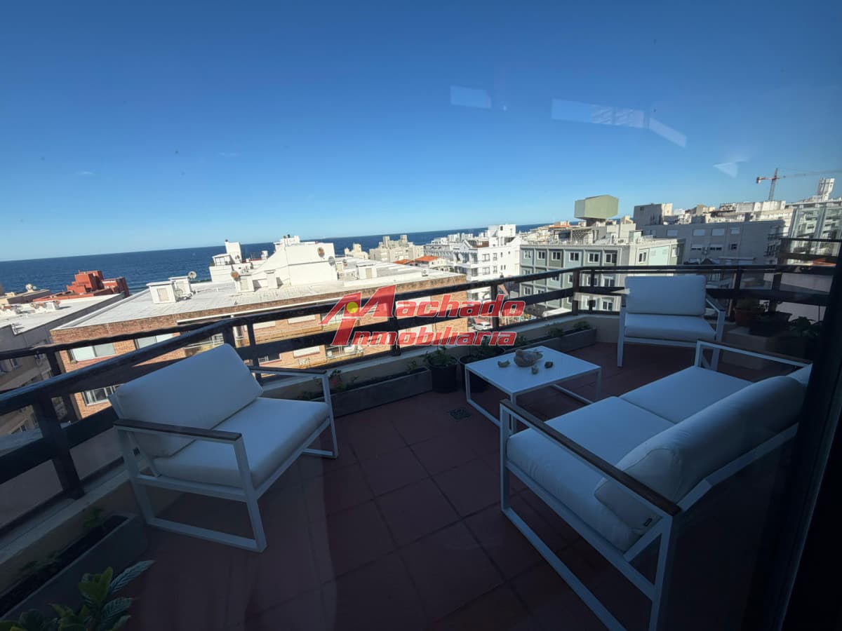 PUNTA DEL ESTE PENINSULA PENT HOUSE 2 DORMITORIOS 2 BAÑOS TERRAZA CON VISTA!!! GARAGE