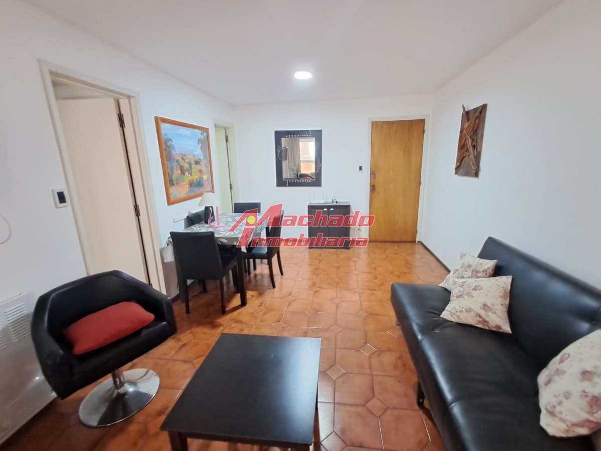 PUNTA DEL ESTE MANSA PRIMERA LINEA APTO DE 1 DORMITORIO EN VENTA