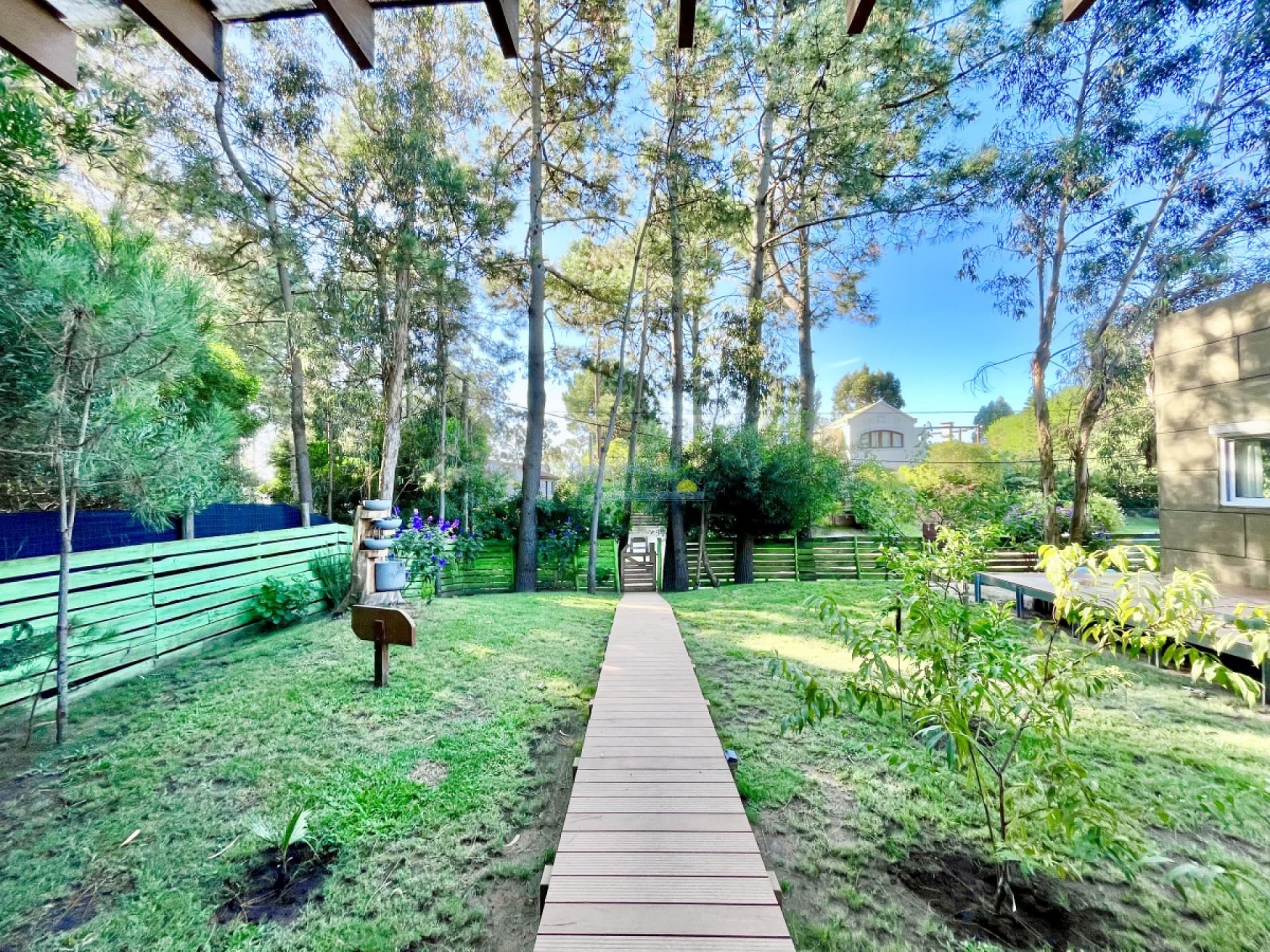 Se vende casa en Parque Burnett - Inmobiliaria Playa del Este