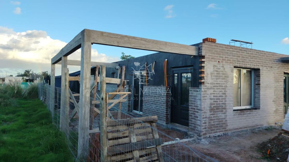 Precio en pozo. Casa construcción tradicional en Maldonado.