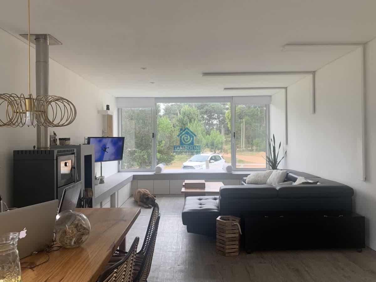 Alquiler de temporada, casa de 3 dormitorios con piscina y barbacoa abierta.  -