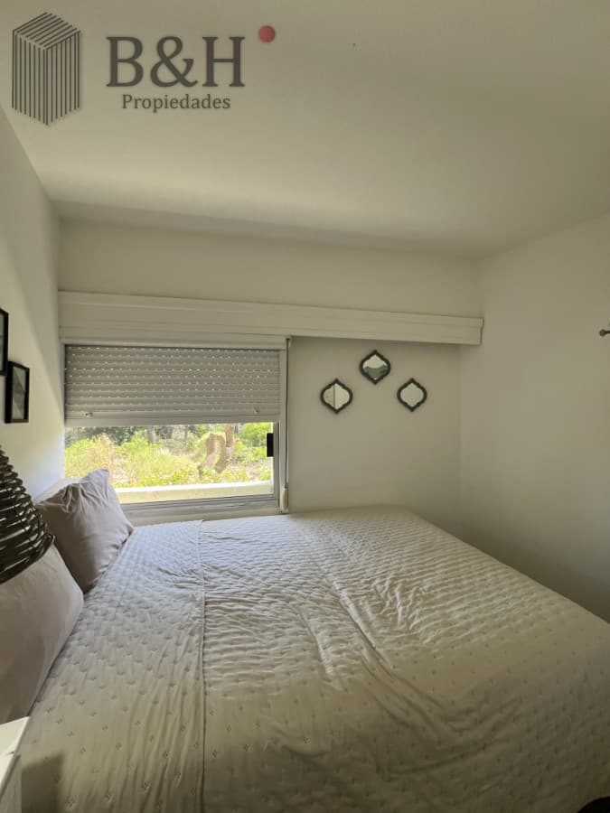 Alquiler anual de 1 dormitorio, por Roosevelt