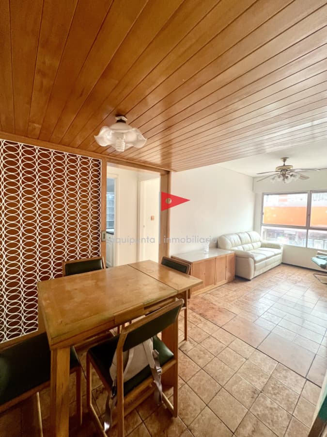 Apartamento ID.139 - Oportunidad de negocio! Apartamento de 2 dormitorios y 2 baños con bajos gastos!