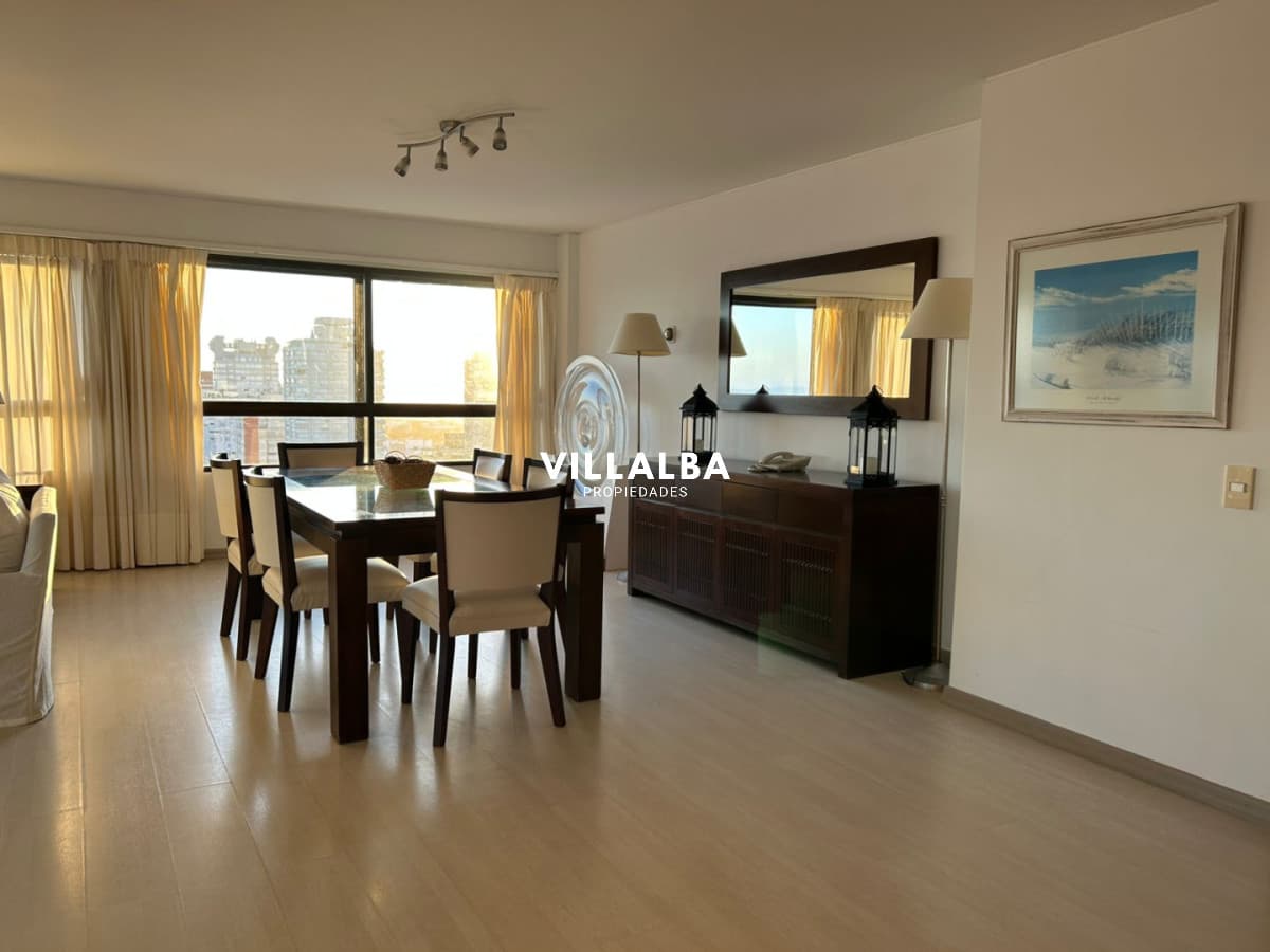 AMPLIO Y LUMINOSO APARTAMENTO EN VENTA