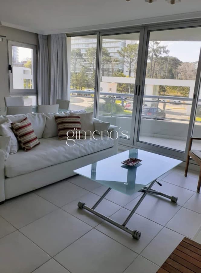 Apartamento en Venta 2 Dormitorios - Playa Brava - Roosevelt