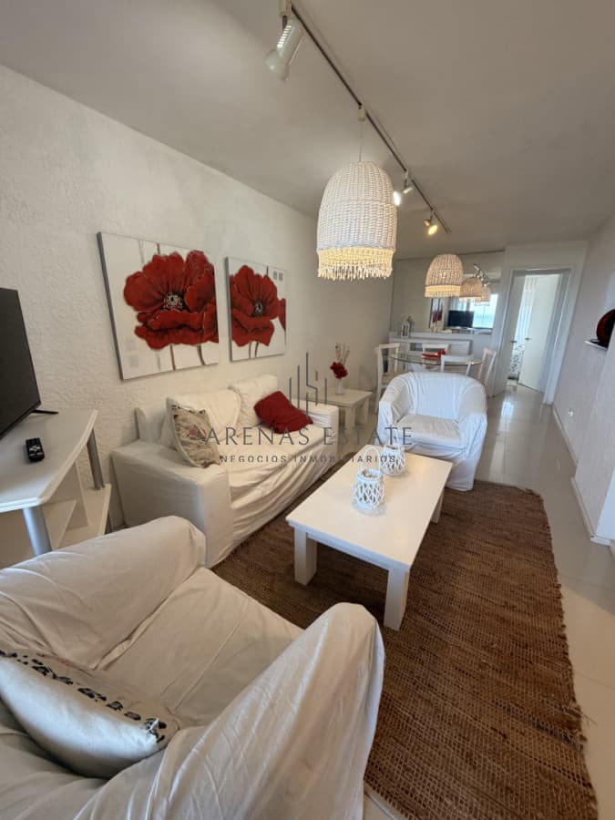 Apartamento ID.4420 - Apartamento en venta de dos dormitorios en Punta del Este