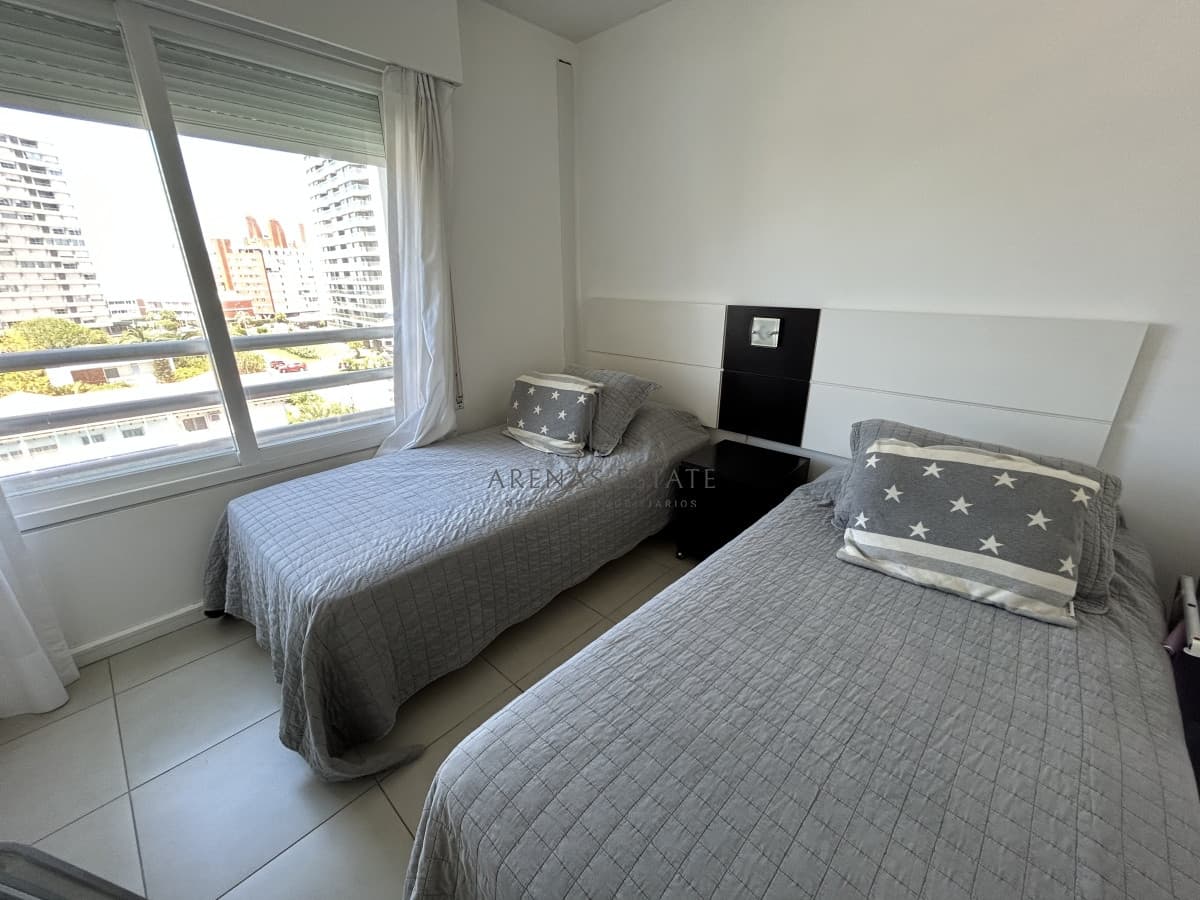 Apartamento ID.2034 - Apartamento de 3 domrmitorios en venta Punta del este