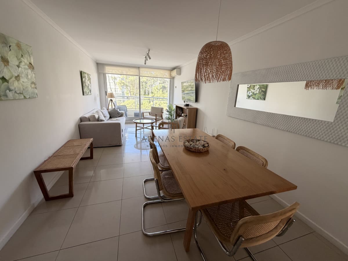 Apartamento ID.4435 - Apartamento de dos dormitorios en venta Roosvelt