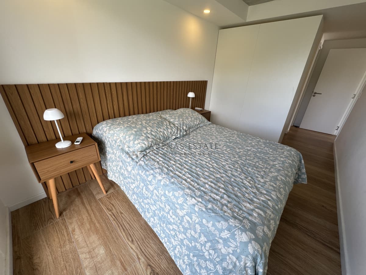Apartamento ID.3559 - Apartamento en venta en primera linea de playa Mansa , 2 dormitorios