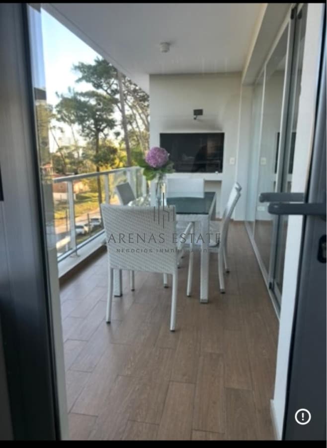Apartamento ID.4406 - Apartamento de 4 dormitorios en venta en Playa Mansa
