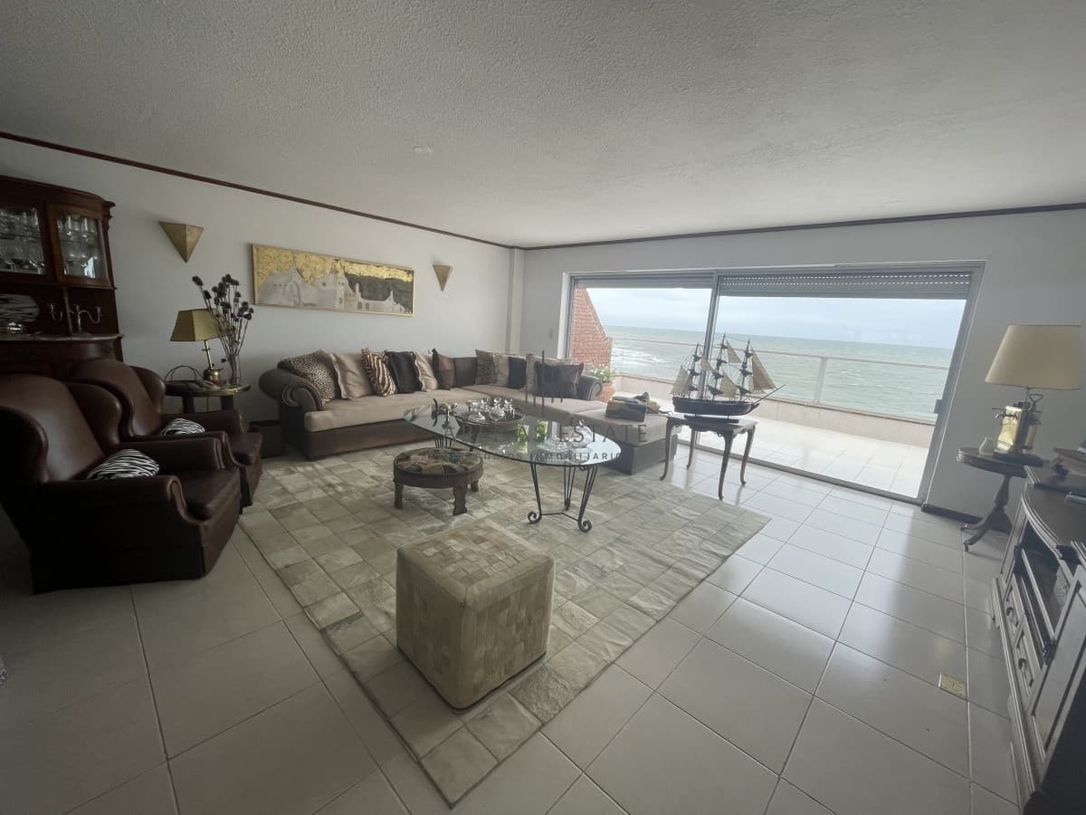 Apartamento ID.399 - Apartamento en venta Punta del este