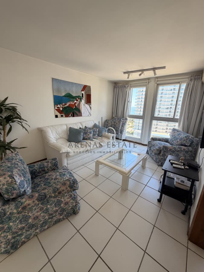 Apartamento ID.4155 - Penthouse en venta en Punta del Este