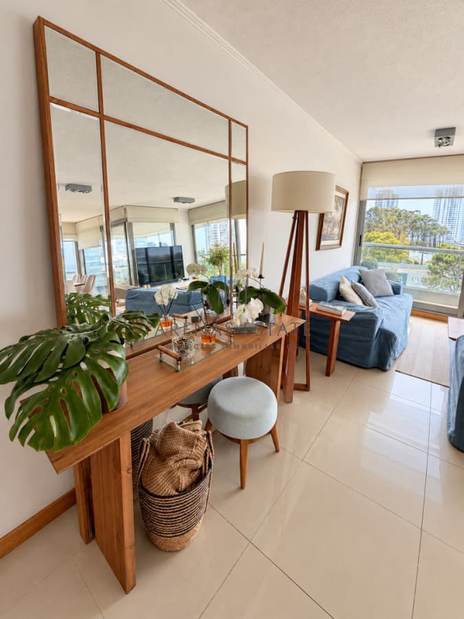 Apartamento ID.4843 - Apartamento de 3 dormitorios en venta en Punta del Este