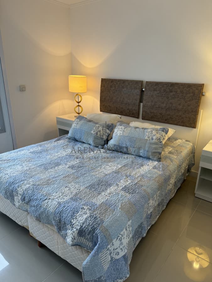 Apartamento ID.3592 - Apartamento  de 3 dormitorios en venta en Punta del Este