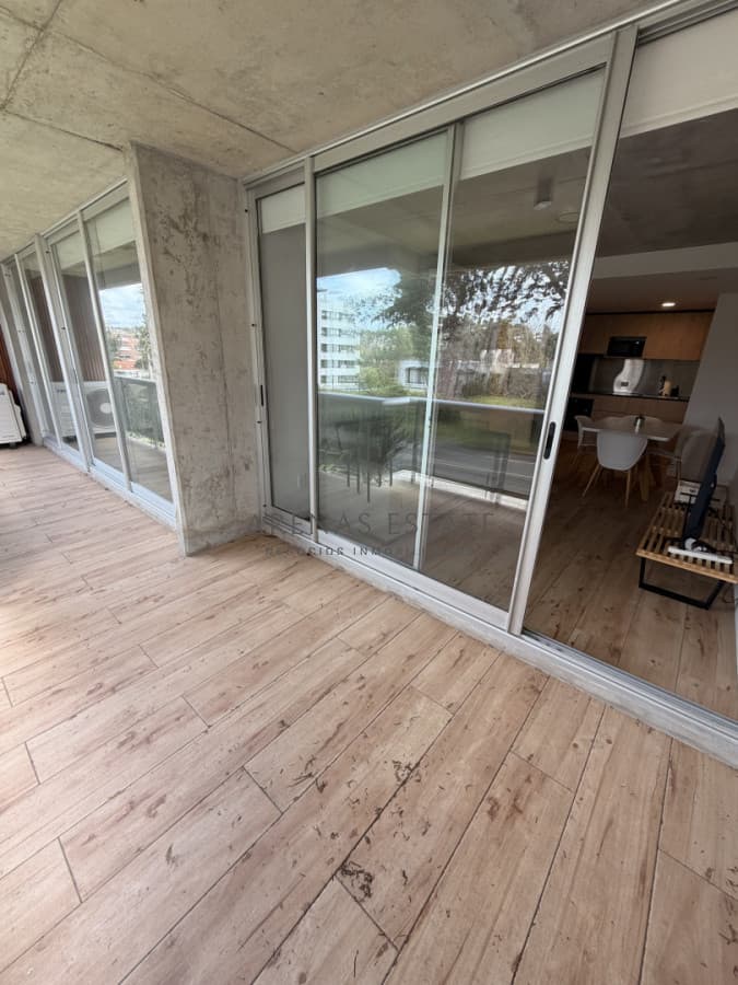 Apartamento ID.4777 - Apartamento de dos dormitorios en venta en Playa Mansa