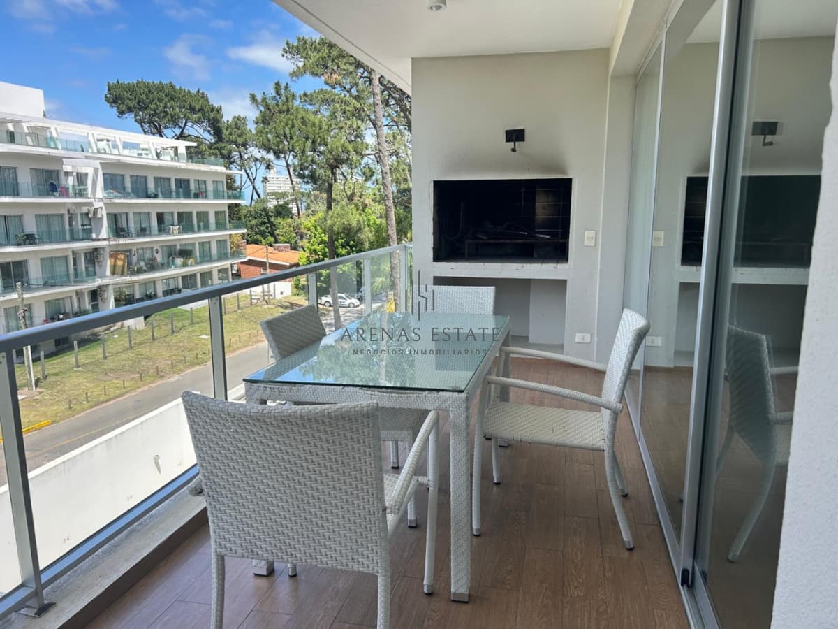 Apartamento ID.4406 - Apartamento de 4 dormitorios en venta en Playa Mansa