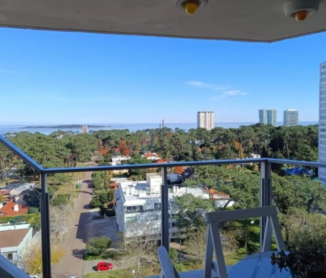 Apartamento ID.3660 - Apartamento de dos dormitorios en venta en Torre Marfil