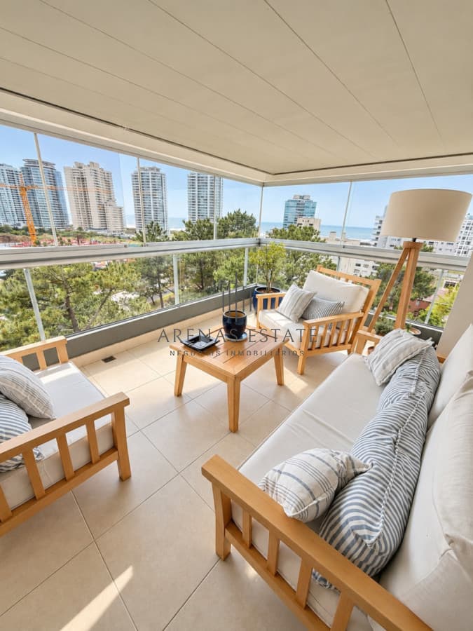 Apartamento ID.4843 - Apartamento de 3 dormitorios en venta en Punta del Este