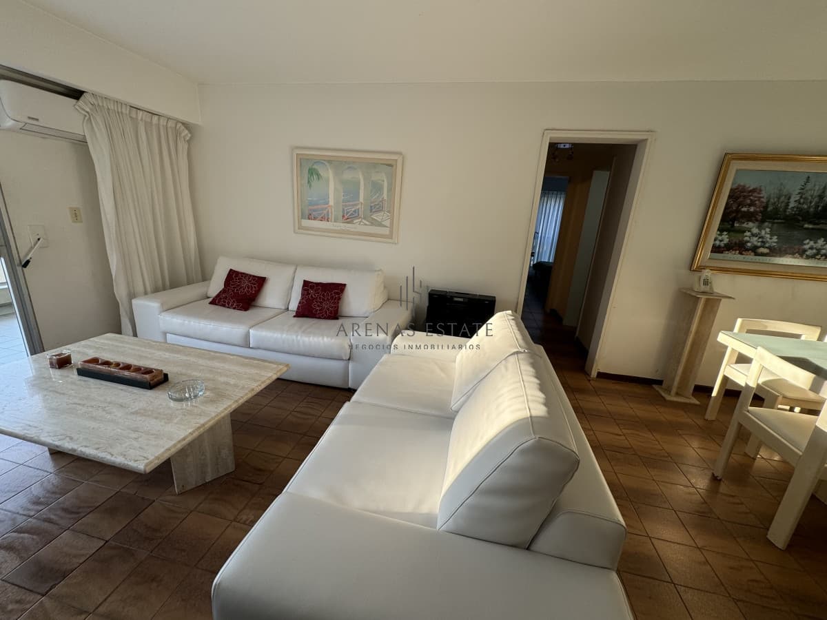 Apartamento ID.2817 - Apartamento de dos dormitorios en venta en Roosevelt Punta del Este