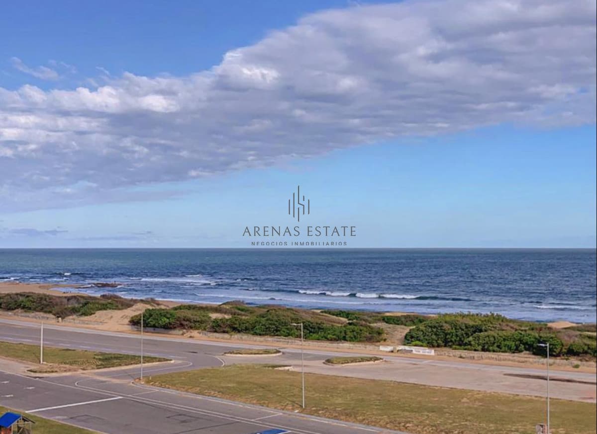 Apartamento ID.3507 - Apartamento de 2 dormitorios en venta en Punta del Este