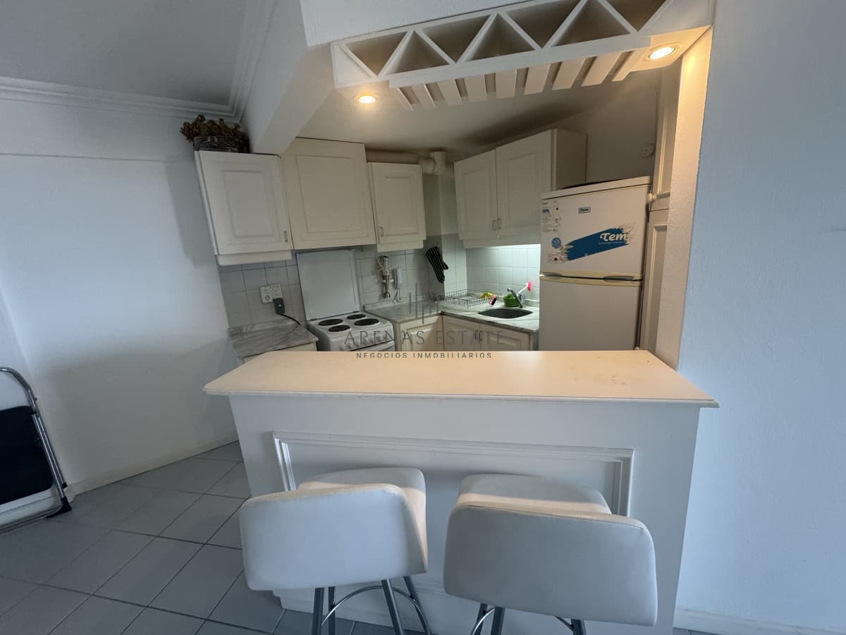 Apartamento ID.3524 - Apartamento de dos dormitorios en primera linea de playa mansa