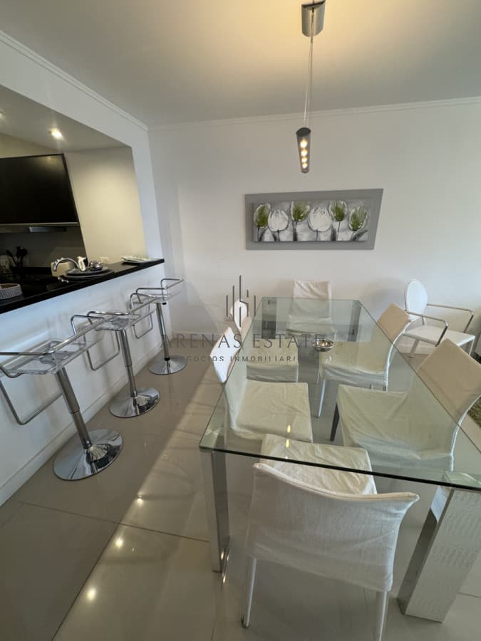 Apartamento ID.3592 - Apartamento  de 3 dormitorios en venta en Punta del Este