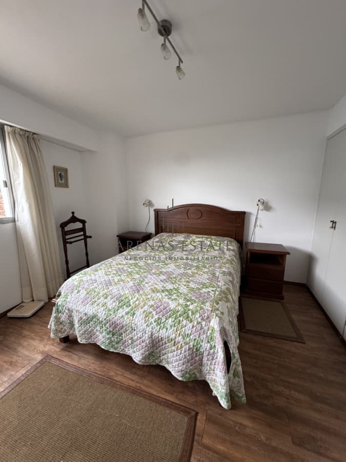 Apartamento ID.3767 - Apartamento en venta de 3 dormitorios en primera linea de playa mansa