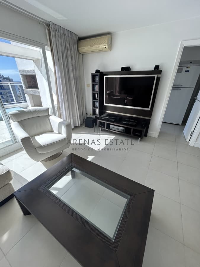 Apartamento ID.2285 - Aprtamento en venta de 3 dormitorios en suite en Punta del Este , Penthouse