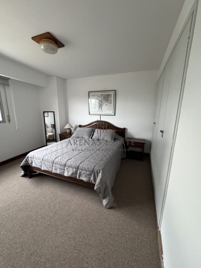 Apartamento ID.3766 - Apartamento en venta de 3 dormitorios en primera linea de la Mansa