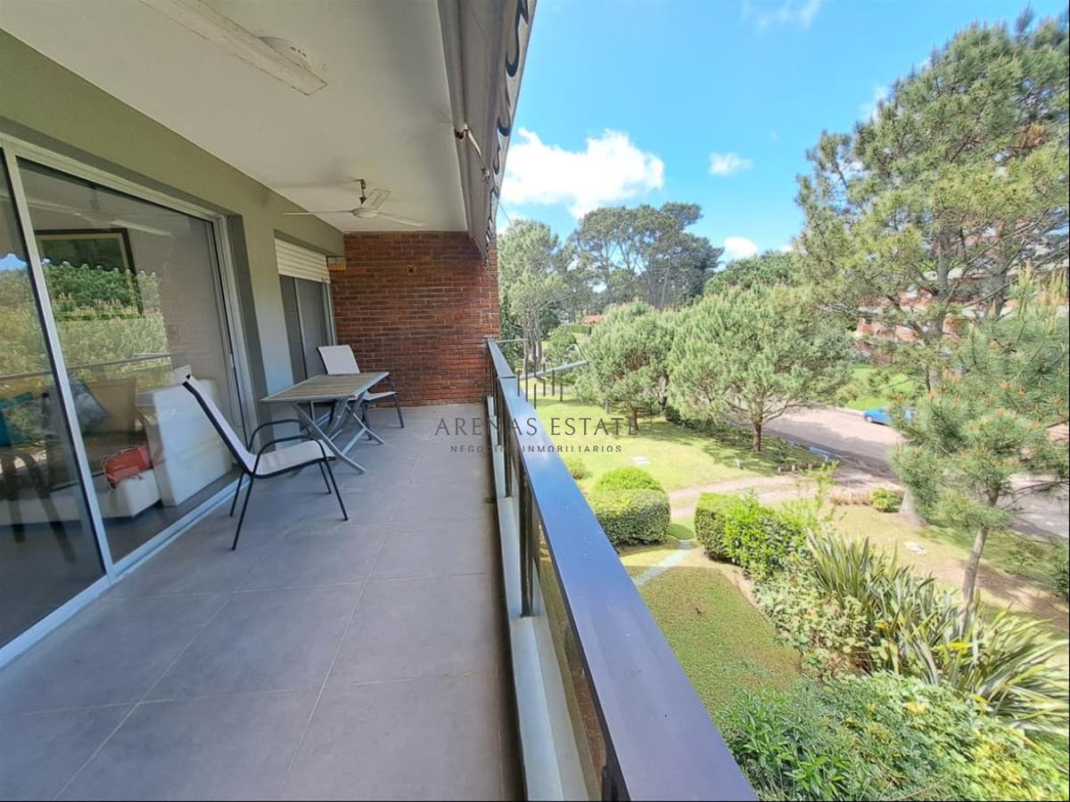 Apartamento ID.3833 - Apartamento de 4 dormitorios en Complejo Green Leaves, Punta del Este