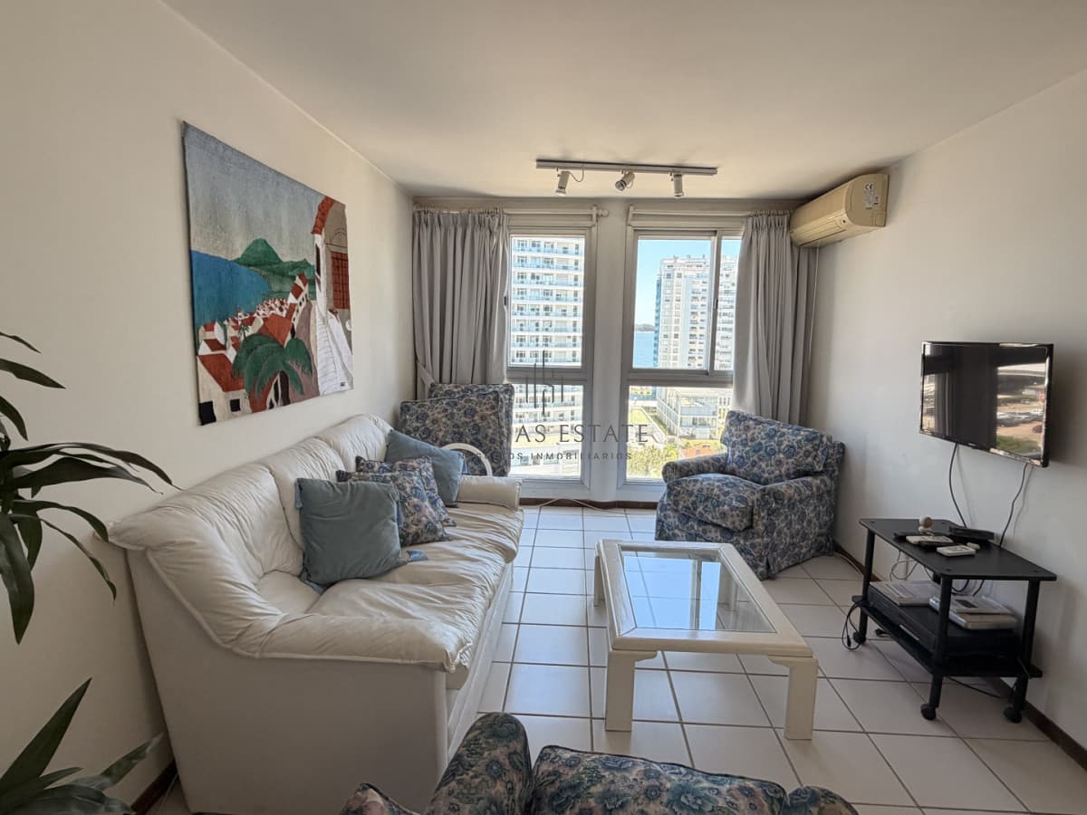 Apartamento ID.4155 - Penthouse en venta en Punta del Este
