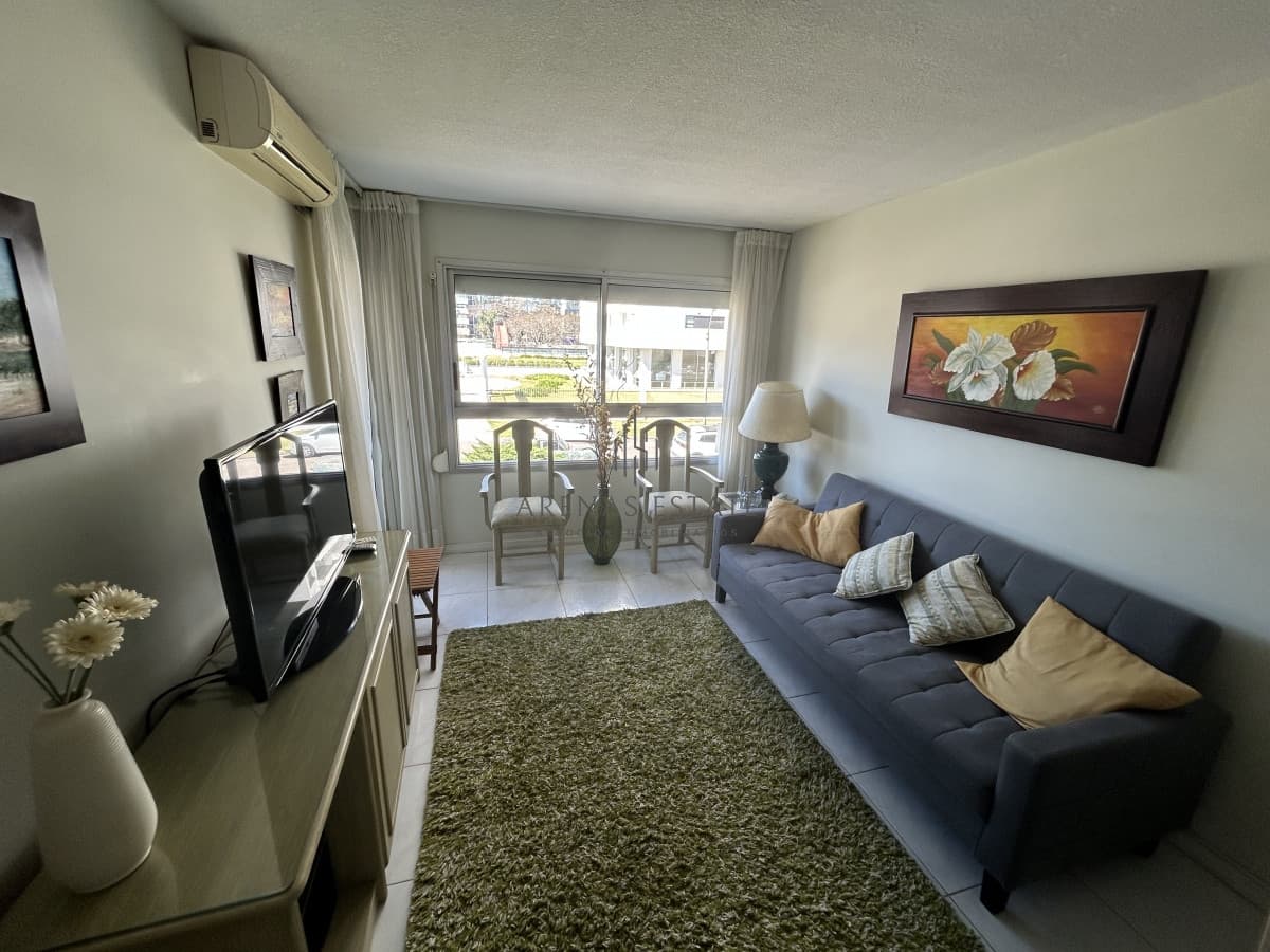 Apartamento ID.1754 - Apartamento de dos dormitorios en Roosevelt , Punta del Este