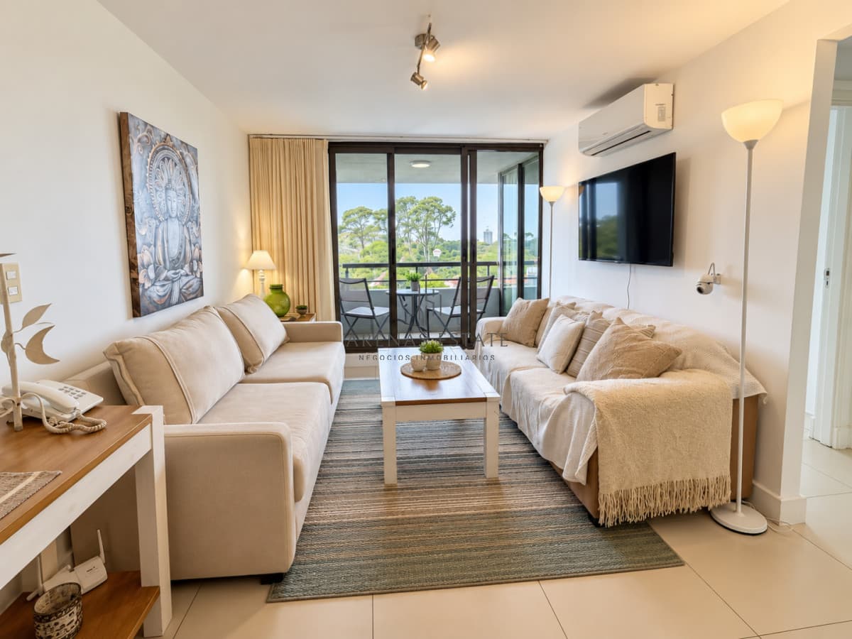 Apartamento ID.1138 - Apartamento  en venta de dos dormitorios en Punta del Este