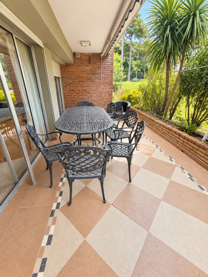 Apartamento ID.4431 - Apartamento de 4 dormitorios en venta en zona Mansa