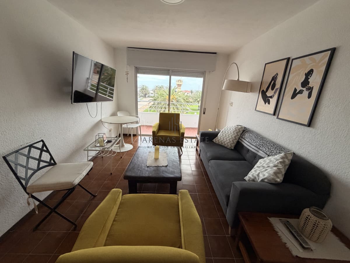 Apartamento ID.4640 - Apartamento de 2 dormitorios en venta en Punta del Este