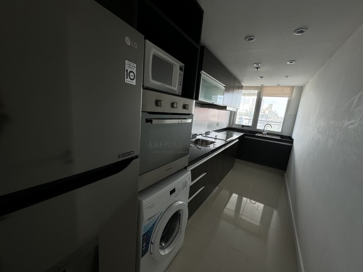 Apartamento ID.3051 - Apartamento de 3 dormitorios en venta en Punta del Este