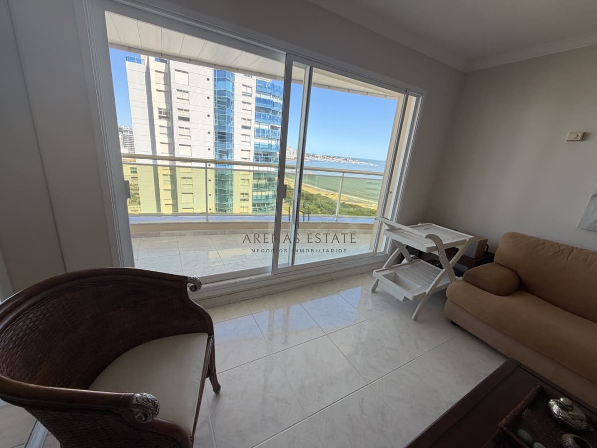 Apartamento ID.4394 - Apartamento en venta en Coral Tower 3 dormitorios , Paya Mansa