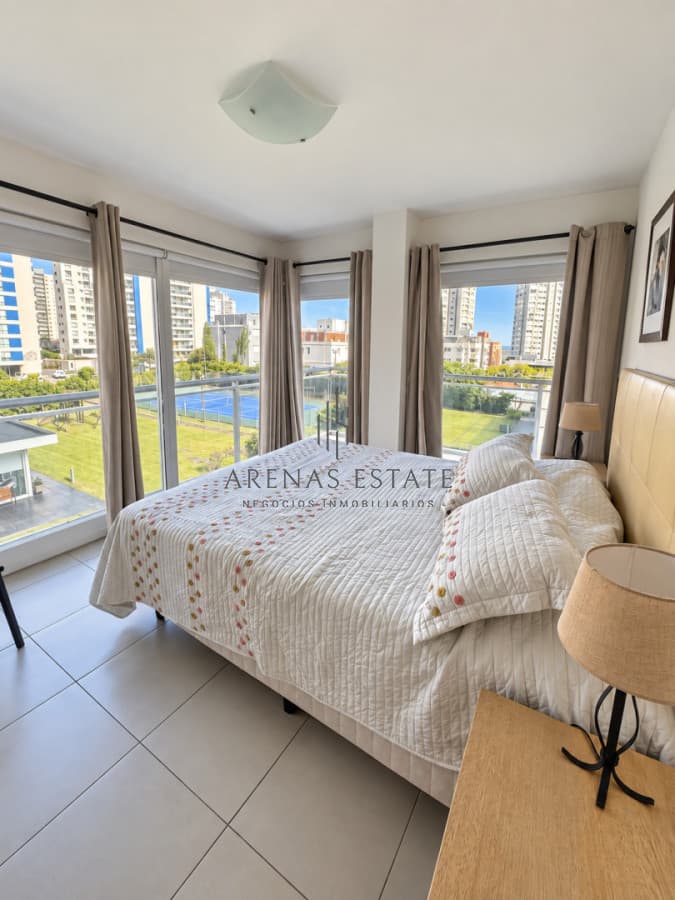 Apartamento ID.4089 - Apartamento de 3 dormitorios en venta en Punta del Este
