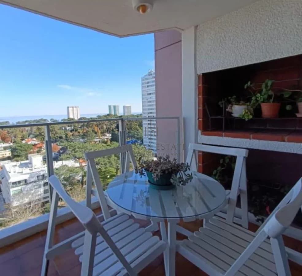 Apartamento ID.3660 - Apartamento de dos dormitorios en venta en Torre Marfil