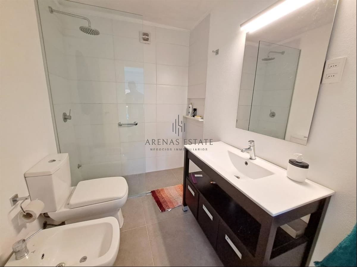 Apartamento ID.3733 - Apartamento de 4 dormitorios en venta en Punta del Este