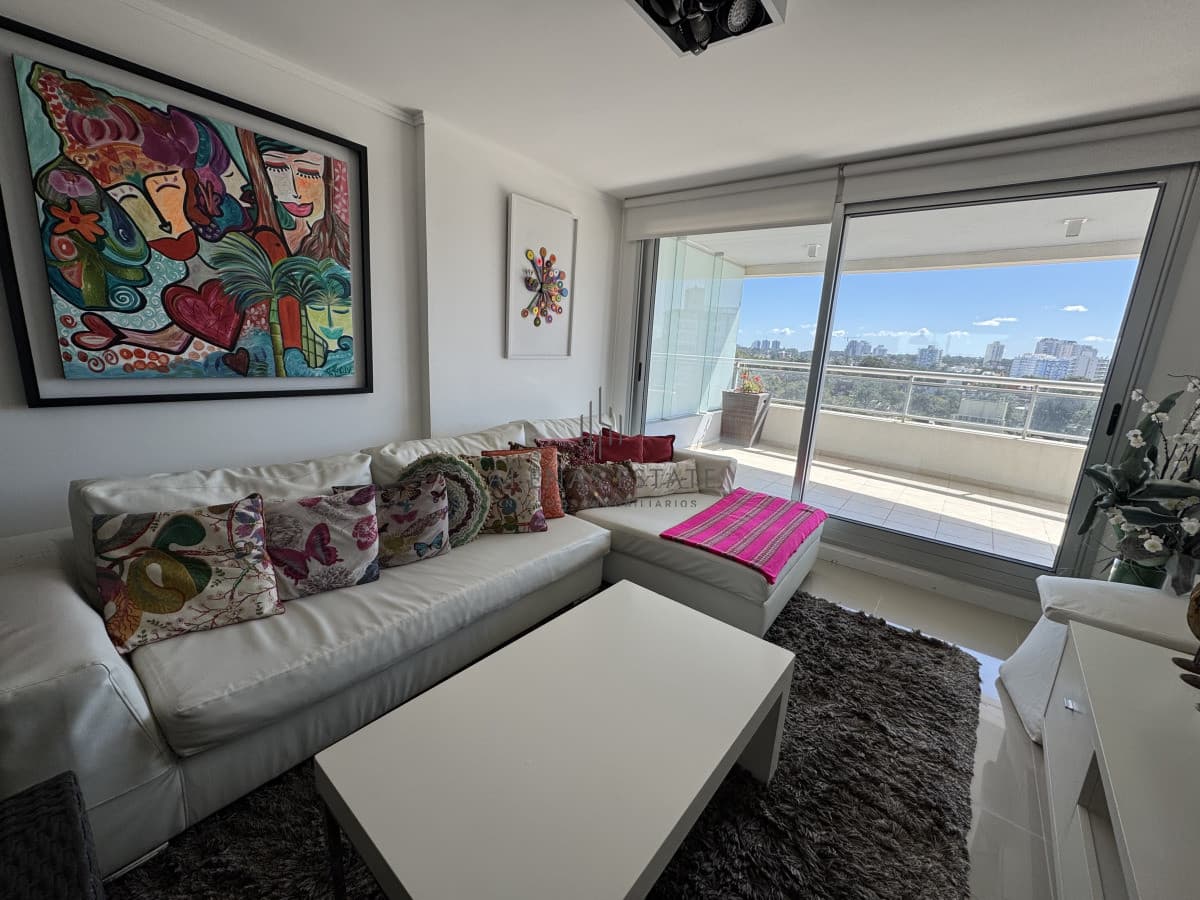 Apartamento ID.4000 - Apartamento de 3 dormitorios en venta en Punta del Este