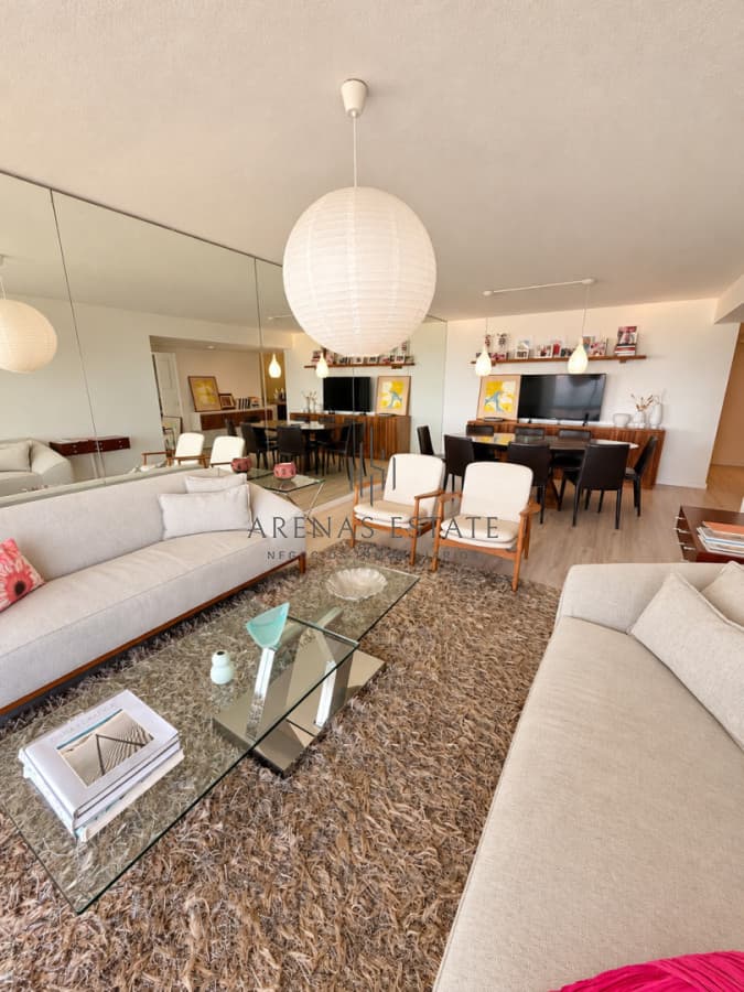 Apartamento ID.4860 - Apartamento de dos dormitorios  en venta en primera linea de Playa Brava