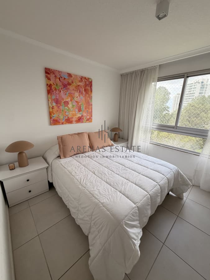Apartamento ID.4306 - Apartamento de 2 dormitorios en venta en Punta del Este