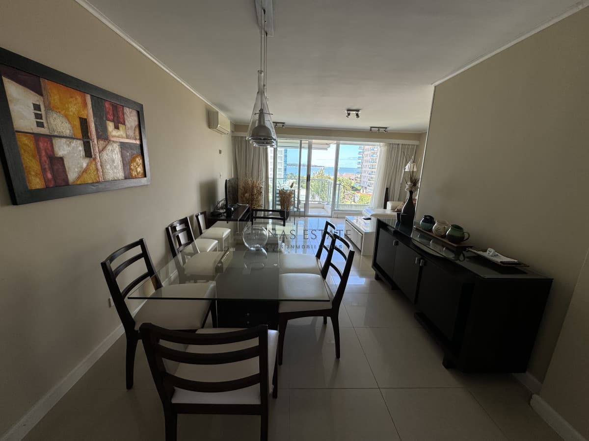 Apartamento ID.3320 - Apartamento en venta de 3 dormitorios en Gala vista Punta del Este