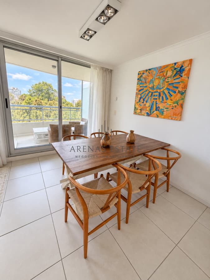 Apartamento ID.4306 - Apartamento de 2 dormitorios en venta en Punta del Este
