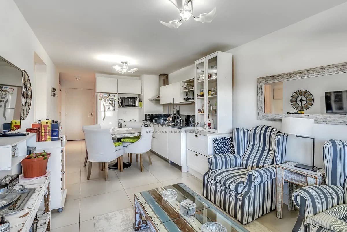 Apartamento ID.4224 - Apartamento de 2 dormitorios en venta en Punta del Este