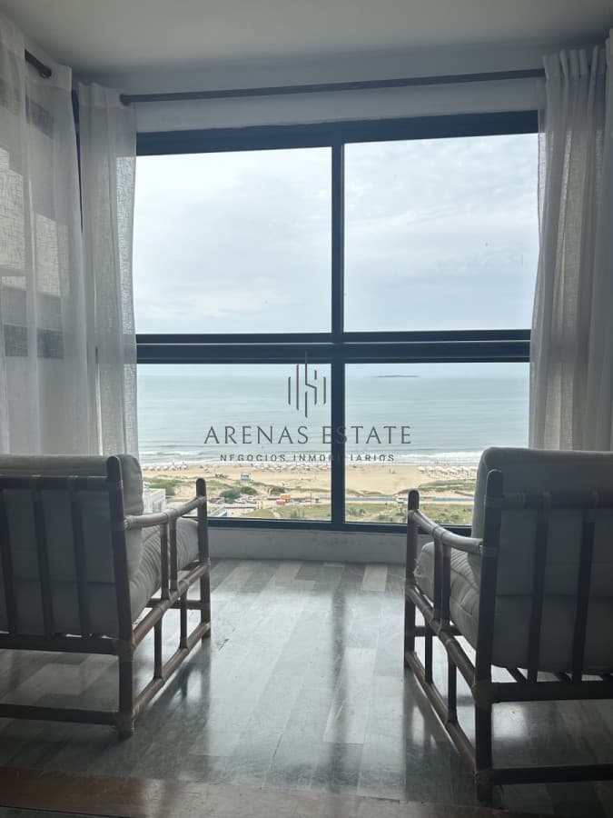 Apartamento ID.2232 - Apartamento de 3 dormitorios en venta en Punta del Este