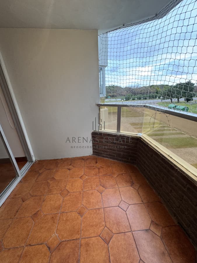 Apartamento ID.3766 - Apartamento en venta de 3 dormitorios en primera linea de la Mansa